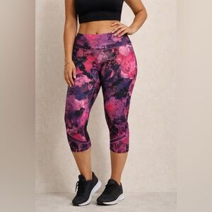 Xersion Pink and Purple Floral Capri Leggings